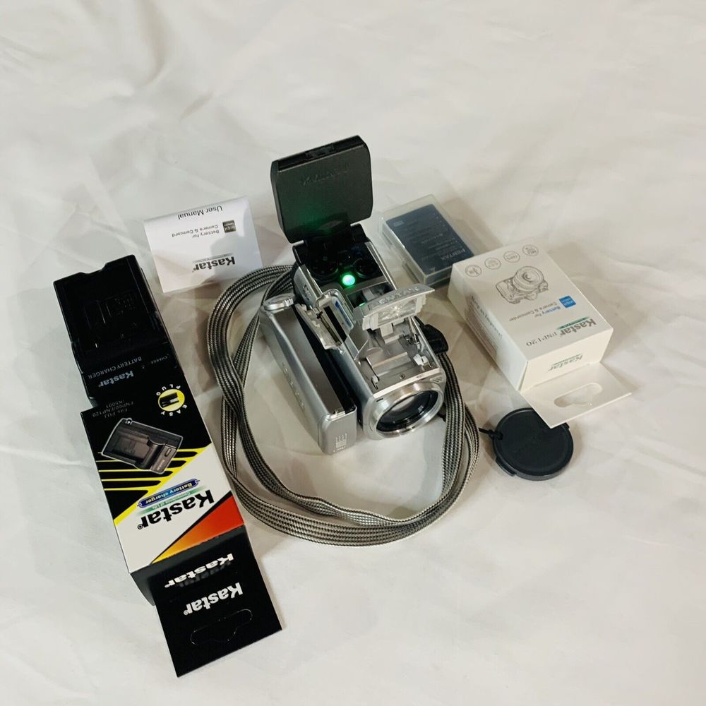 PENTAX Optio MX 3.2MP Digital Photo/Movie Camera 2 Batteries & Chgr 10X ZM Works